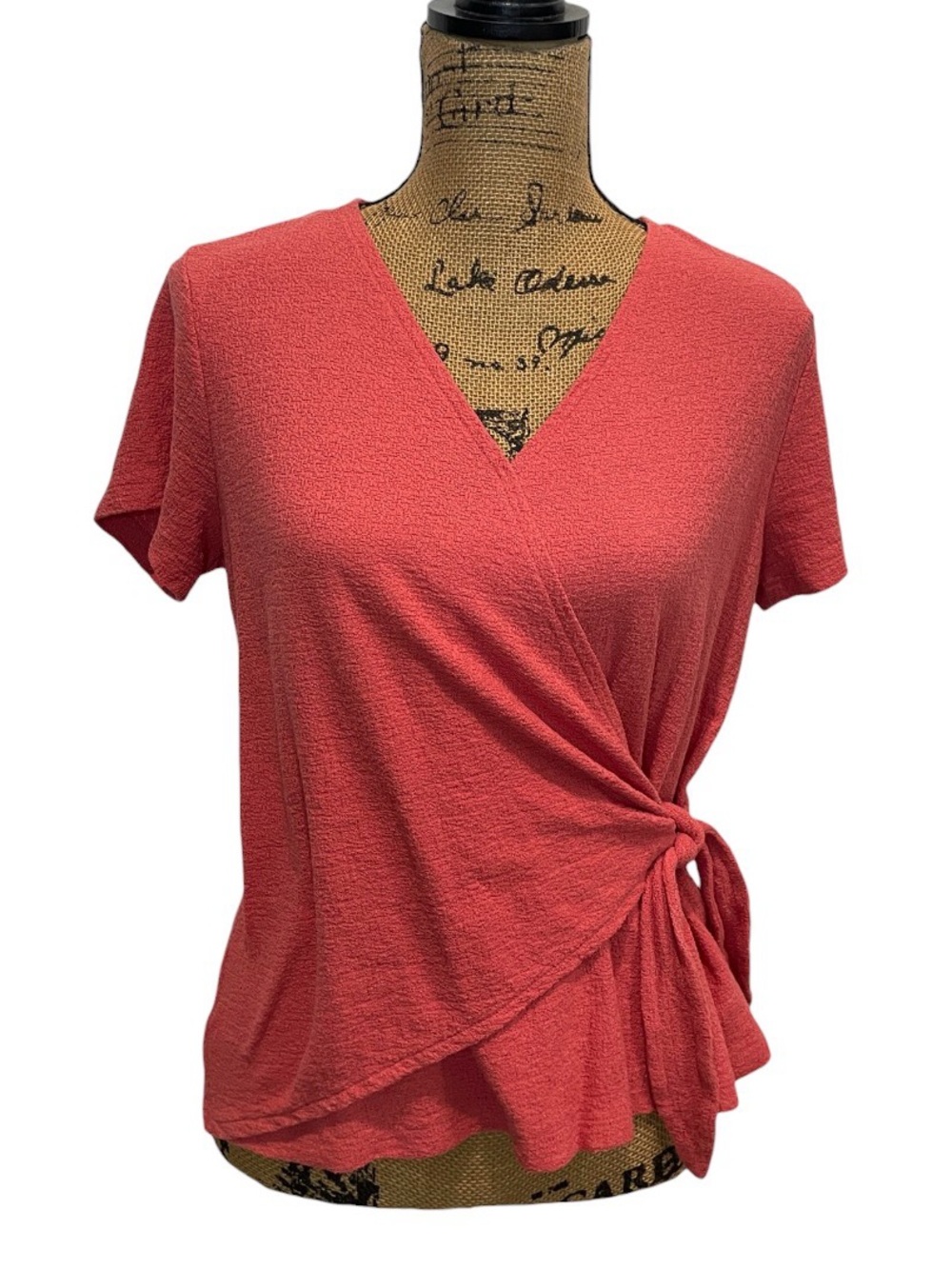 Women's Coral Textured Wrap Tie Front V-Neck Short Sleeve Blouse